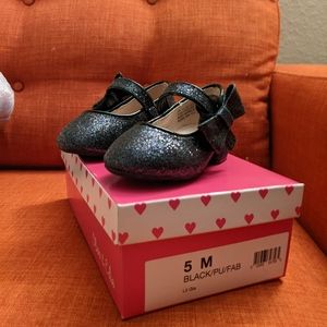 Olive & Edie, Lil Gia, Size 5 black glitter, toddler holiday shoes